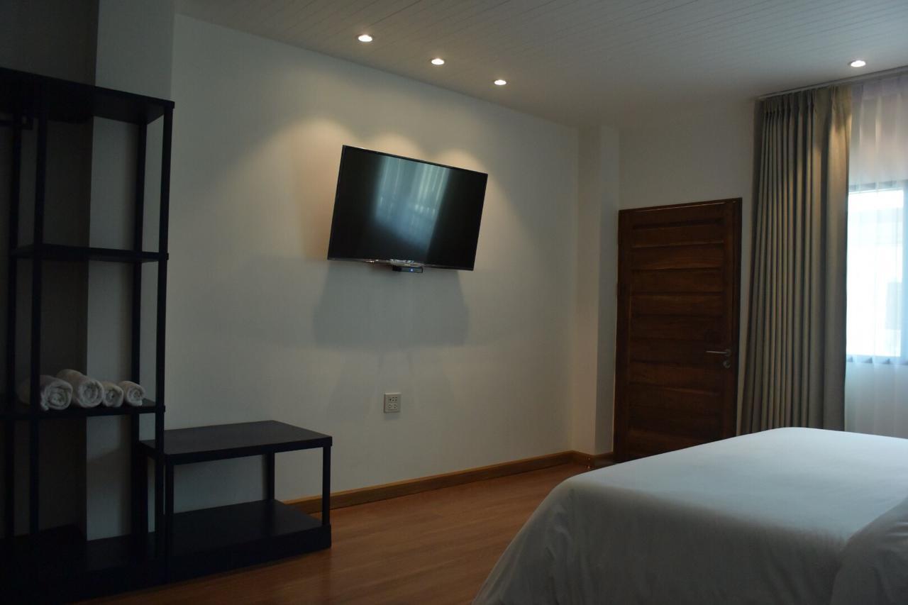 Phetcharat Grand Hotel Maesot Mae Sot Exterior foto